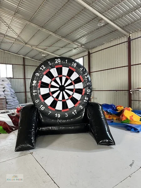 Şişme Dev Ayak Dartı