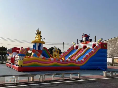 Dev Şişme Robot Oyun Parkı