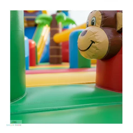 Şişme Dev Orman Temalı Oyun Parkı