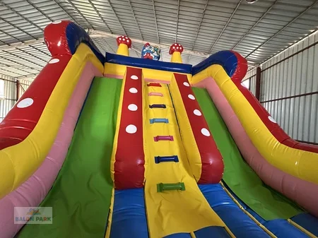 ŞİRİNLER TEMALI ŞİŞME OYUN PARKI