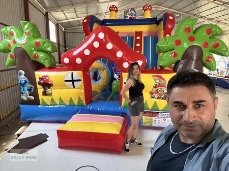 ŞİRİNLER TEMALI ŞİŞME OYUN PARKI