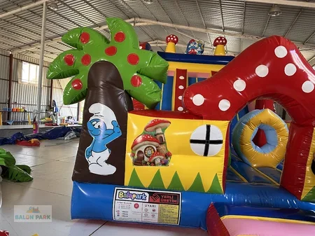 ŞİRİNLER TEMALI ŞİŞME OYUN PARKI