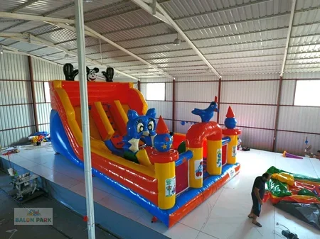 Şişme Mickey Mouse Dev Oyun Parkı