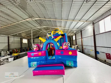 Minyon Temalı 8x5 Şişme Kaydırak